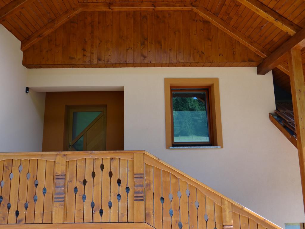Apartments Trebusak Laze v Tuhinju Екстериор снимка