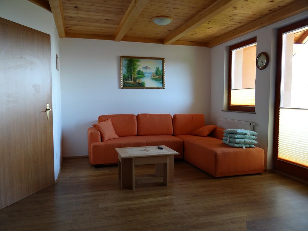 Apartments Trebusak Laze v Tuhinju Екстериор снимка