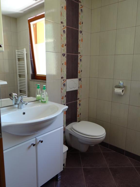 Apartments Trebusak Laze v Tuhinju Екстериор снимка
