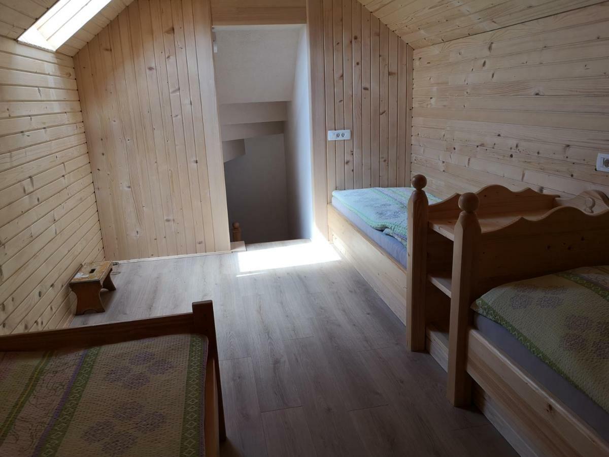 Apartments Trebusak Laze v Tuhinju Екстериор снимка